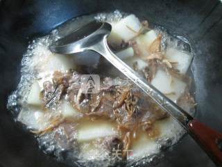 Bamboo Shoots, Dried Vegetables, Beef and Winter Melon Soup recipe