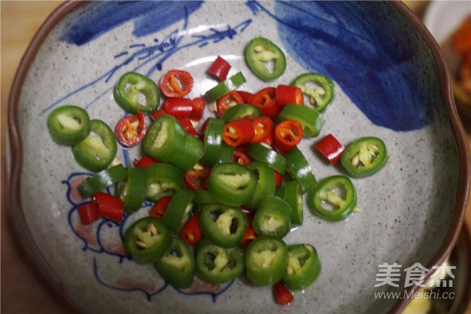 Braised Pomfret with Tempeh and Double Peppers recipe