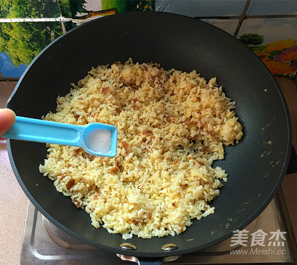 Golden Fried Rice with Winter Vegetables and Bacon recipe