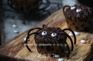 #trust of Beauty# Spider Cup Cake#东ridge Oven# recipe