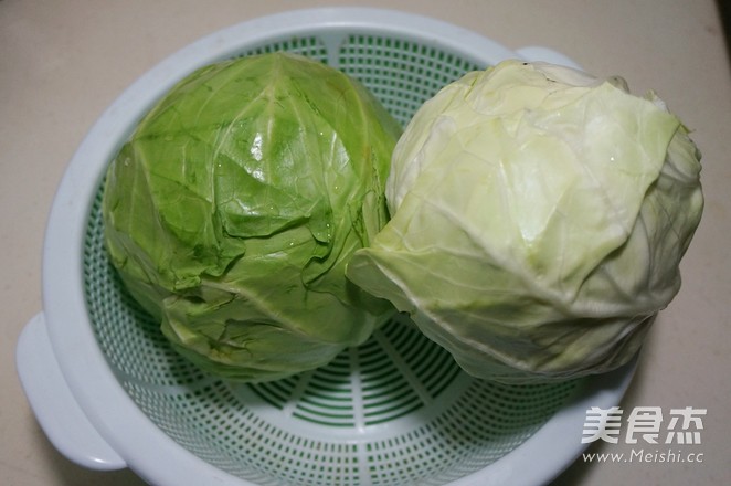 Cabbage Pork Dumplings recipe