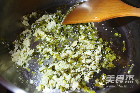 Gold and Silver Jade Watercress Crisp recipe