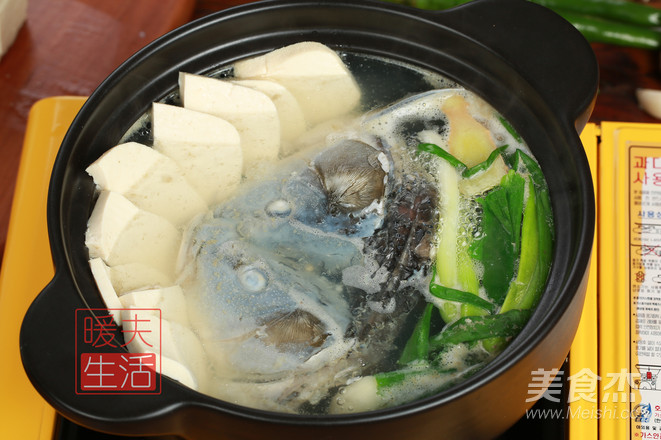 Cabbage Tofu Fish Head Soup recipe