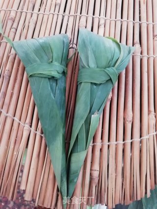 Red Bean and Date Zongzi recipe