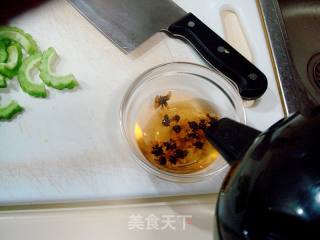 Summer Health Drink "blood Chrysanthemum Bitter Gourd Drink" recipe