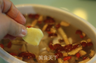 Fresh Abalone and Lean Meat Soup recipe