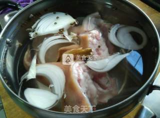 【garlic Pork Ears】 recipe