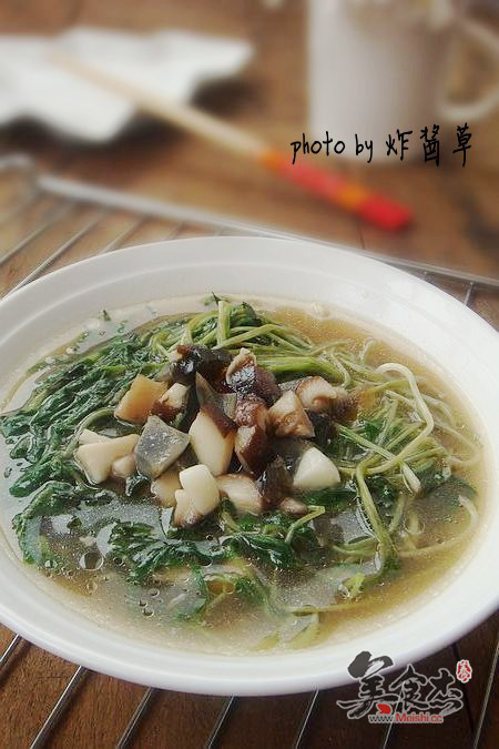 Mung Bean Sprouts in Soup recipe