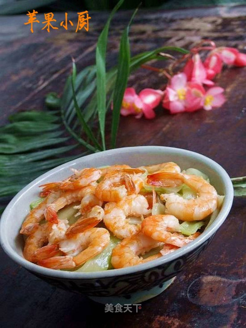Fried Shrimp with Cucumber recipe