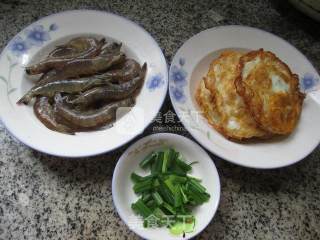 Fried Lotus Leaf Egg with Shrimp recipe