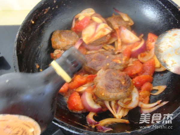 Stewed Beef Tendon with Tomato recipe
