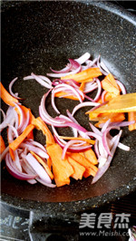 Spicy Fried Rice Cake with Squid recipe