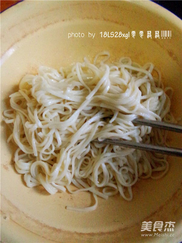 Black Pepper Roasted Noodles recipe