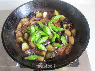 Eggplant Salted Fish Claypot recipe