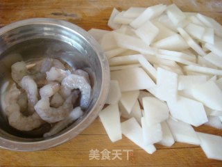 Braised Shrimp with White Radish recipe