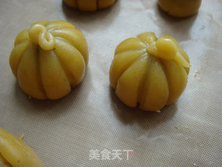 Purple Sweet Potato Mooncake recipe