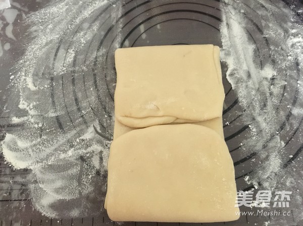 Mustard Fresh Meat Mooncakes recipe