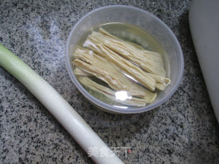 Fried Yuba with Green Onions recipe