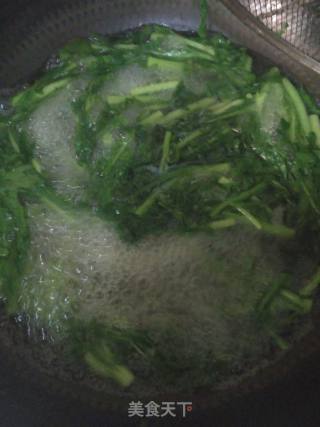 Garland Chrysanthemum Mixed Chicken Shreds recipe