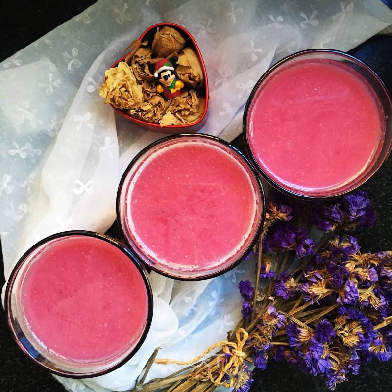 Freshly Squeezed Pomegranate Juice recipe