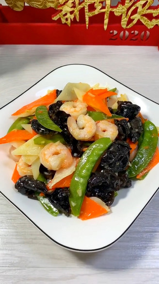 Shrimp Three-color Stir-fry recipe