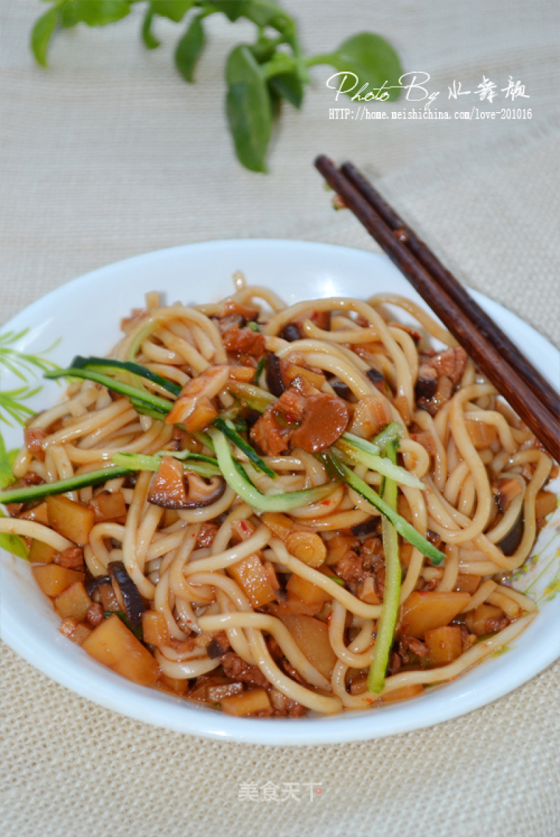 Summer "jianjiang Noodles" recipe