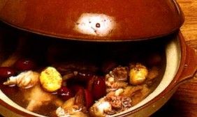 Chicken Soup with Chestnuts and Red Dates recipe