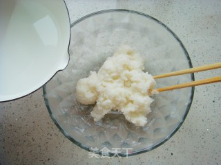 Snowy Mooncake with Lotus Seed Paste and Egg Yolk recipe