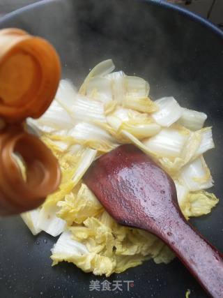 Stir-fried Cabbage with Ham recipe