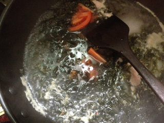 Tomato Seaweed Egg Soup recipe