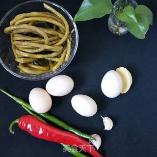 Scrambled Eggs with Capers recipe