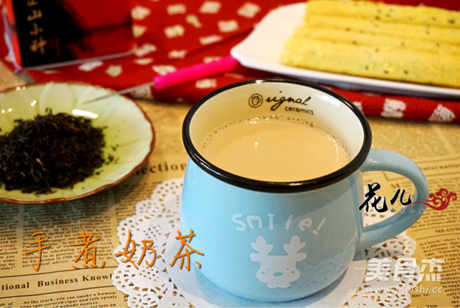 How to Make Fragrant Hand-boiled Milk Tea recipe