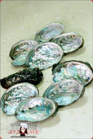 Steamed Abalone with Garlic Vermicelli recipe