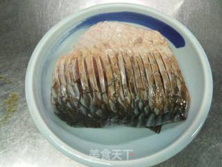 Steamed Fish Cubes with Tea Oil recipe