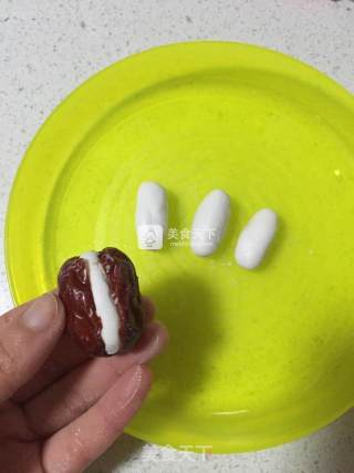 Glutinous Rice Dates (the Heart is Too Soft) recipe