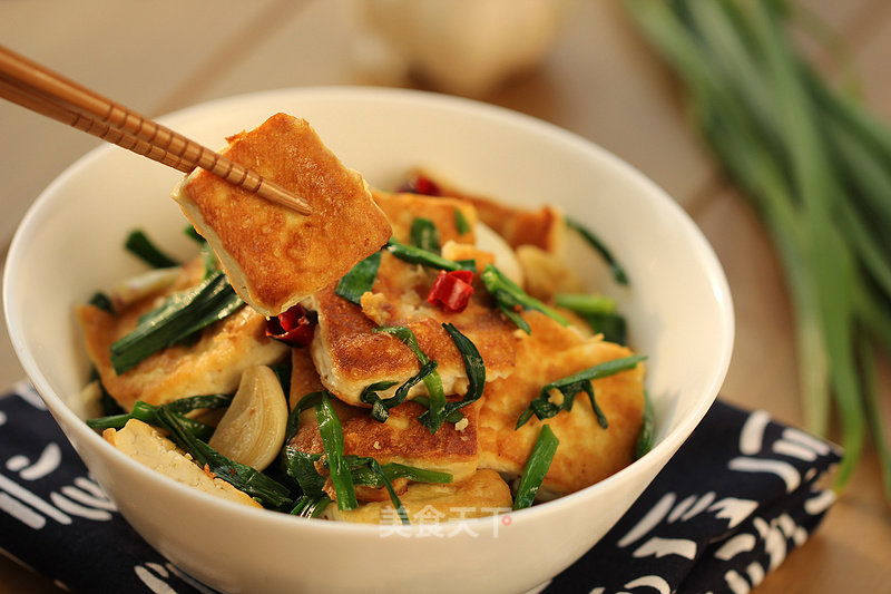 Stir-fried Stinky Tofu with Leeks recipe