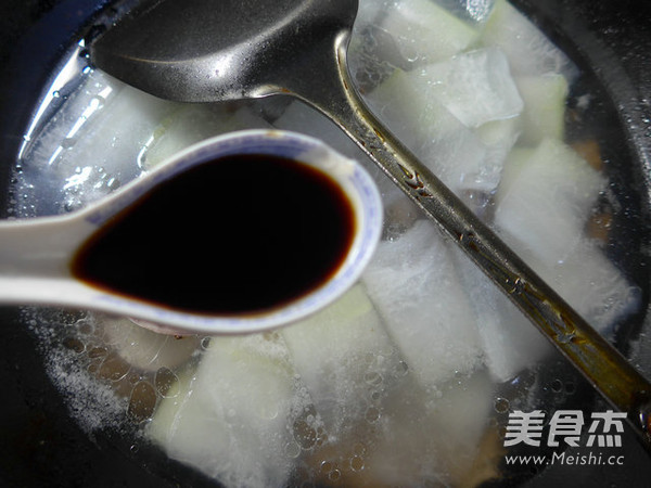 Clam and Winter Melon Soup recipe