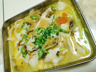 Quick Hand Golden Soup with Pickled Cabbage Fish recipe