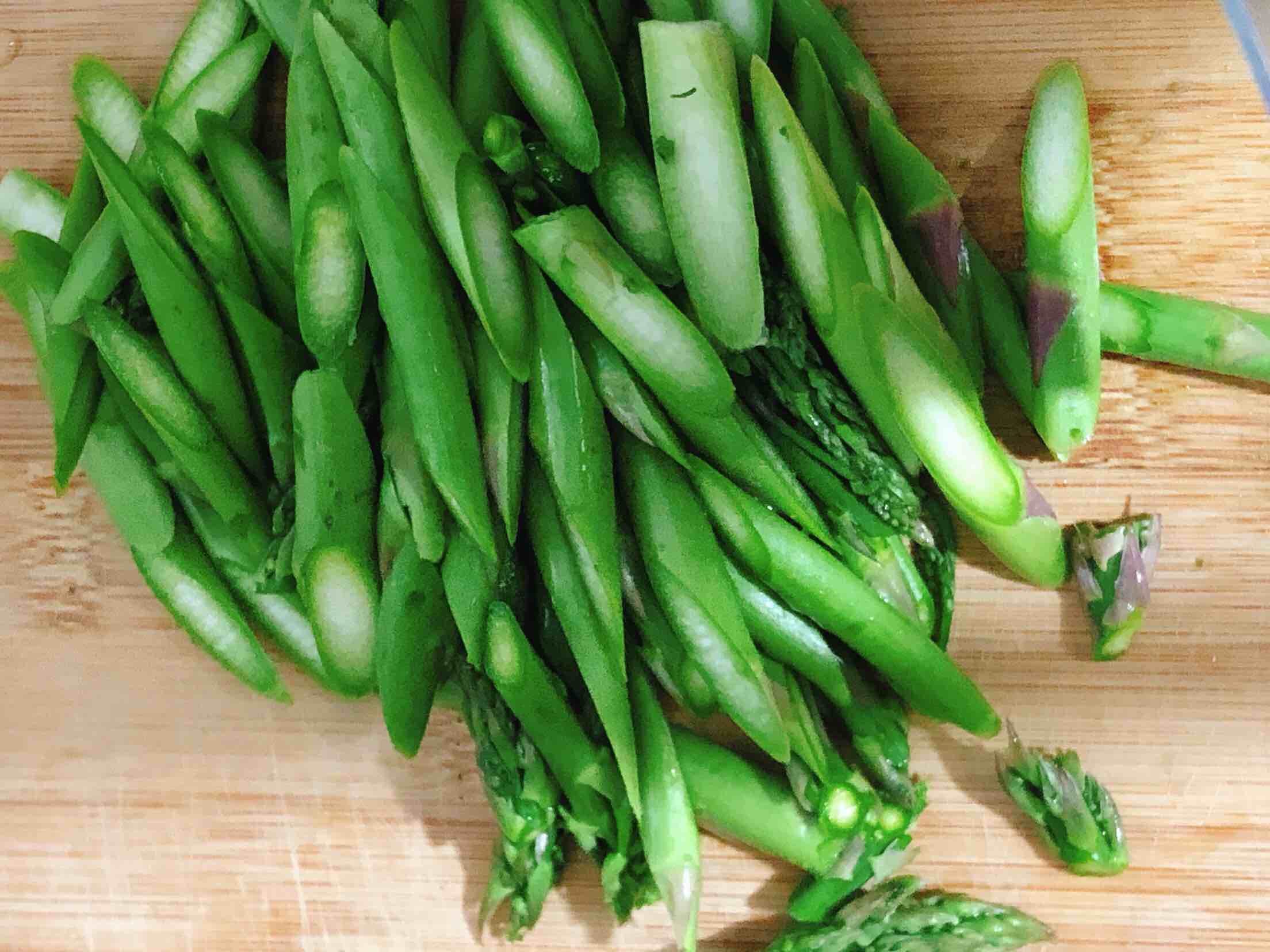 Stir-fried Bacon with Asparagus recipe