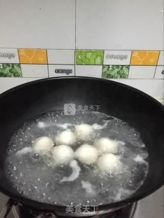 Seaweed, Shrimp Skin and Meat Glutinous Rice Balls recipe