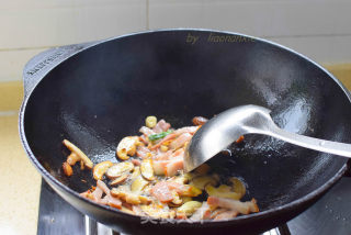 Fried Potato Noodles with Bacon and Shiitake Mushrooms recipe