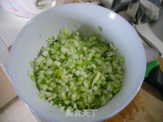 Cabbage Stem Fresh Pork Bun recipe