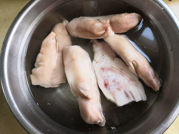 Marinated Trotters recipe