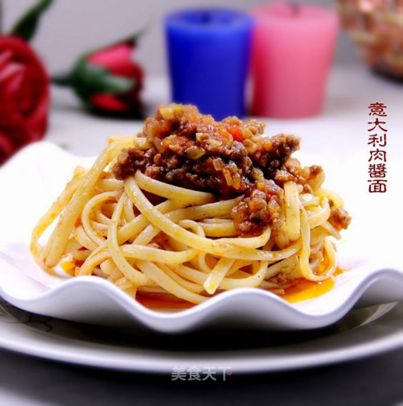 Home-made Authentic "spaghetti Bolognese and Spaghetti Bolognese"