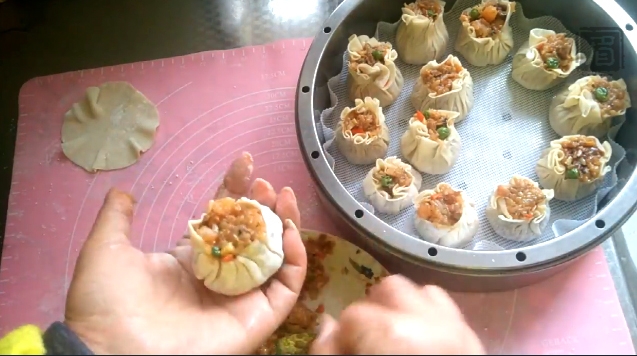 Pleurotus Eryngii, Shrimp, Clam Sauce, Glutinous Rice Siu Mai recipe