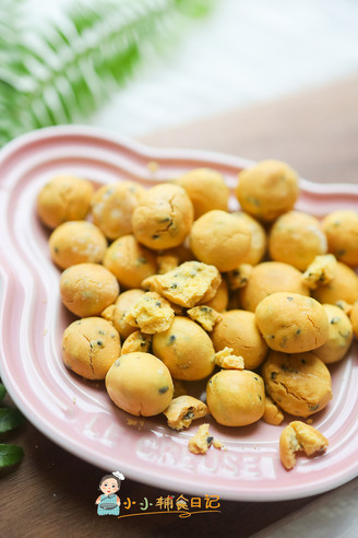 Egg Yolk Sesame Biscuits As A Supplement for More Than 10 Months recipe