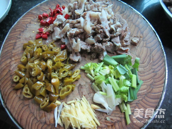 Hot and Sour Pork Head Meat recipe