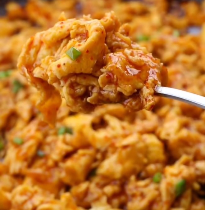 Scrambled Eggs that are More Fragrant Than Meat recipe