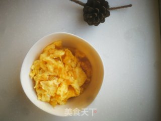 Fried Horned Melon and Egg with Sauce recipe