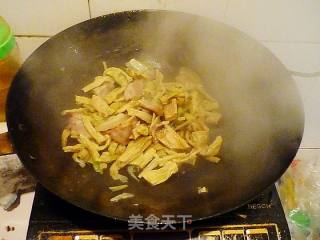 Fried Pork with Salty Dried Bamboo Shoots recipe